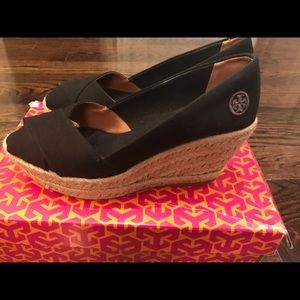 Black and tan Tory Burch wedge